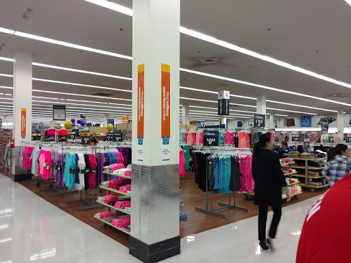 Discount Store «Walmart», reviews and photos, 6433 Fallbrook Ave, West Hills, CA 91307, USA