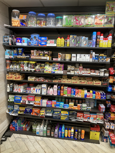 Grocery Store «Braintree Market N Deli», reviews and photos, 978 Liberty St, Braintree, MA 02184, USA