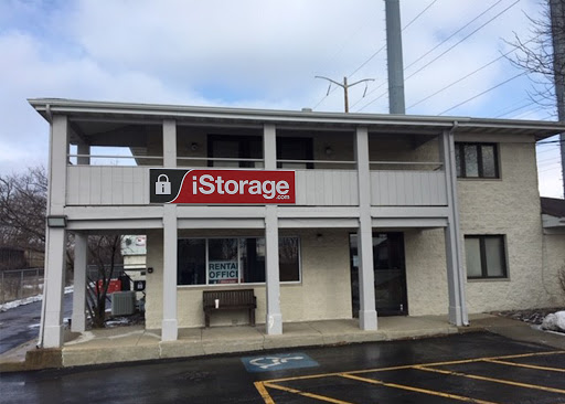 Self-Storage Facility «Simply Self Storage - Highland Park/Lake Forest», reviews and photos, 1505 Old Deerfield Rd, Highland Park, IL 60035, USA