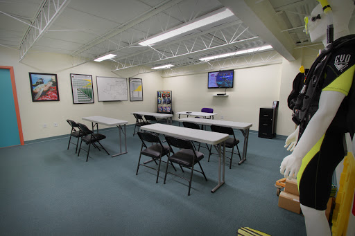 Dive Shop «Divers Direct», reviews and photos, 425 S Dixie Hwy, Coral Gables, FL 33146, USA