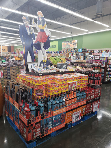 Grocery Store «Superior Grocers», reviews and photos, 1375 N Citrus Ave, Covina, CA 91722, USA