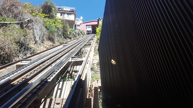 Ascensor Espíritu Santo - Valparaíso