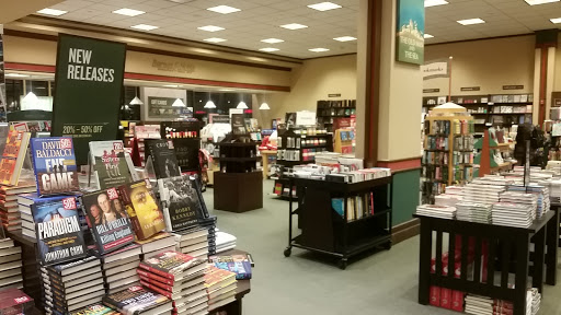 Book Store «Barnes & Noble», reviews and photos, 65 E Marketview Dr, Champaign, IL 61820, USA