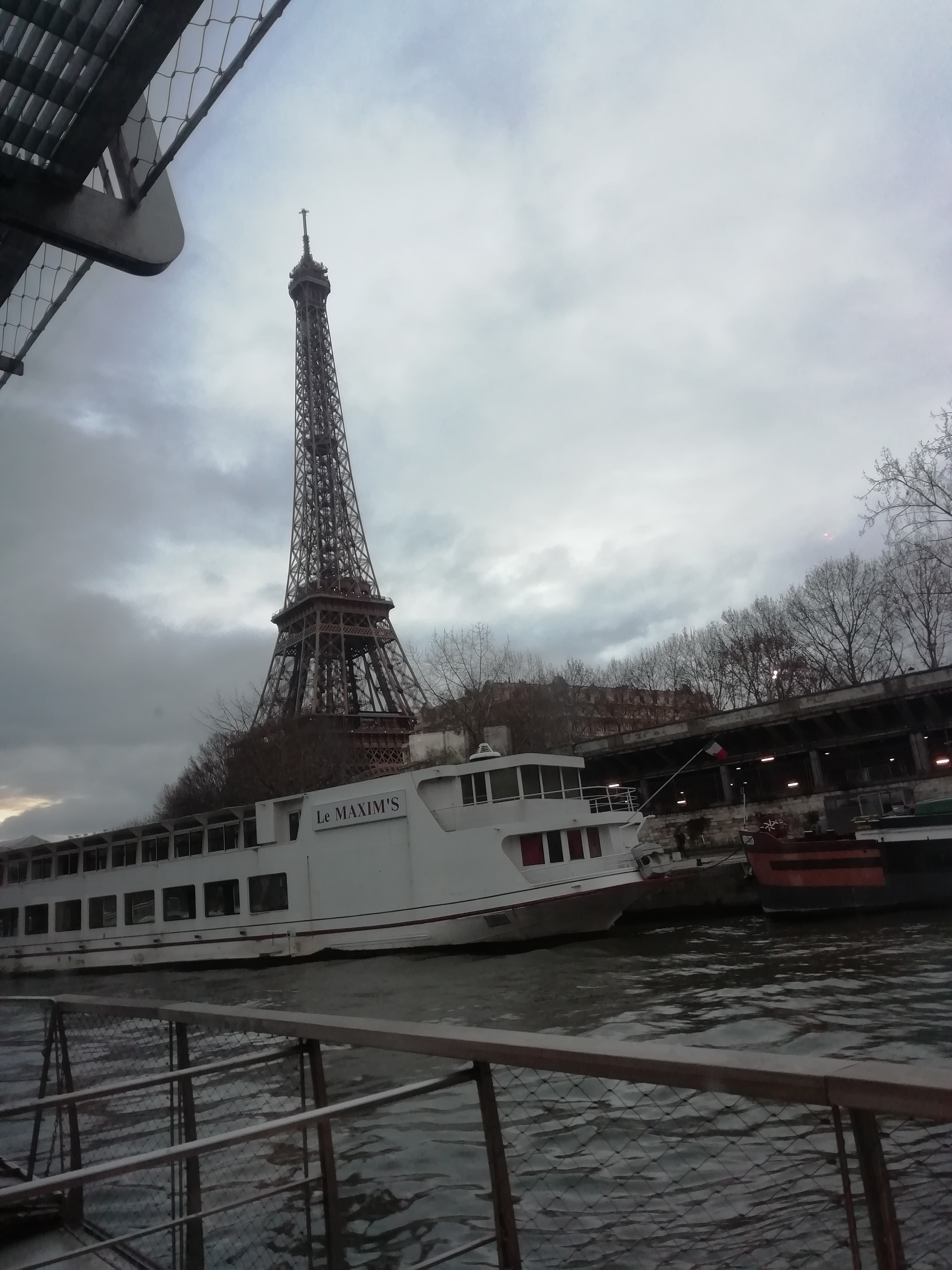 Photo n° 43 de l'avis de Nathalie.e fait le 11/12/2018 à 19:08