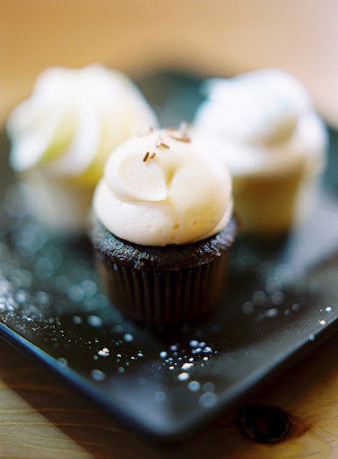 Wedding Bakery «THE CHOCOLATE a dessert cafe», reviews and photos, 212 State St, Orem, UT 84058, USA