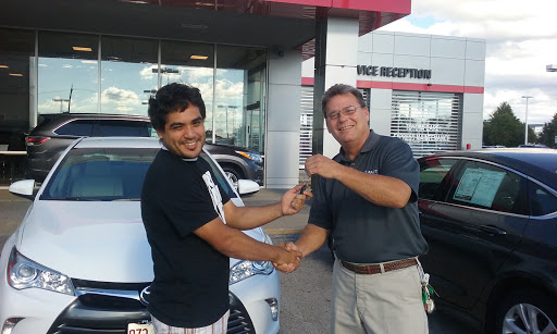 Toyota Dealer «Planet Toyota», reviews and photos, 5540 Auto Ct Dr, Matteson, IL 60443, USA