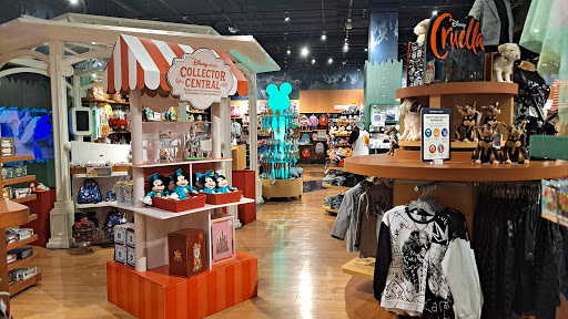 Toy Store «Disney Store», reviews and photos, 350 W Hillcrest Dr, Thousand Oaks, CA 91360, USA