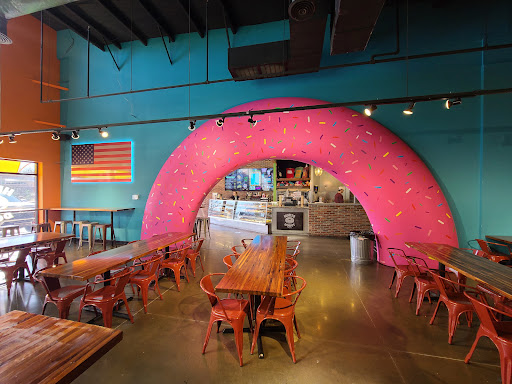 Donut Shop «Hurts Donut», reviews and photos, 1111 E Republic Rd #164, Springfield, MO 65807, USA