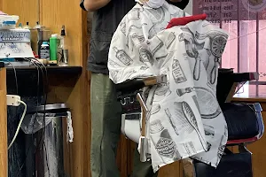 Garcia's Barber & Beauty Salon image