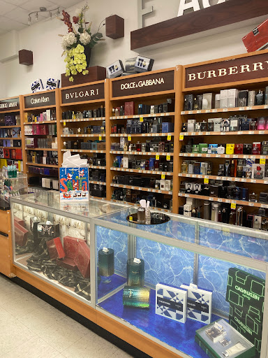 Pharmacy «Navarro Discount Pharmacy», reviews and photos, 11402 NW 41st St, Doral, FL 33178, USA