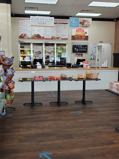 Shopping Mall «Walnut Hill Shopping Center», reviews and photos, 16529 S Frederick Ave, Gaithersburg, MD 20877, USA