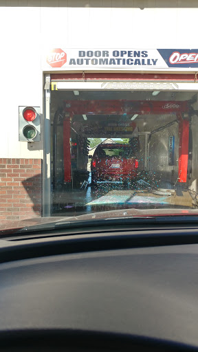 Rapid Roy's Car Wash en Salem