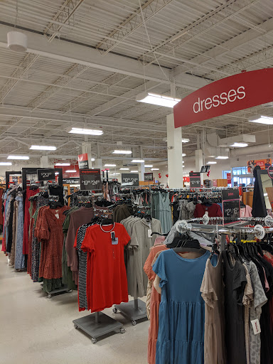 Clothing Store «Ross Dress for Less», reviews and photos, 1401 Missouri Ave N, Largo, FL 33770, USA