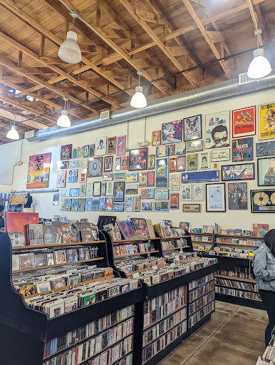 Record Store «Fingerprints Music», reviews and photos, 420 E 4th St, Long Beach, CA 90802, USA