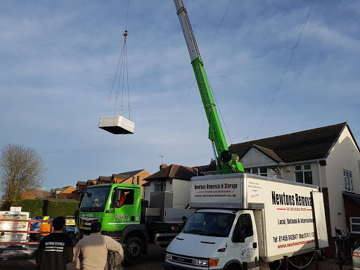 Newtons Removals