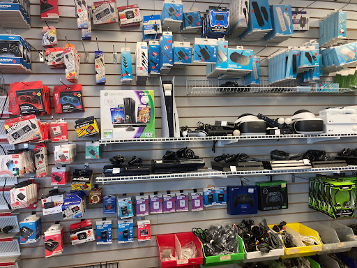 Music Store «CD Exchange», reviews and photos, 2818 Henry St, Norton Shores, MI 49441, USA