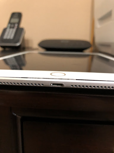 Electronics Repair Shop «Dr. Cell Phone Katy», reviews and photos, 1245 N Fry Rd C, Katy, TX 77449, USA