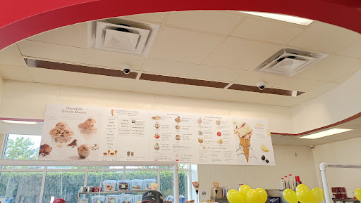 Ice Cream Shop «Oberweis Ice Cream and Dairy Store», reviews and photos, 6854 Rochester Rd, Rochester, MI 48307, USA