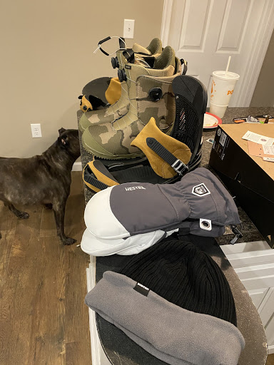 Snowboard Shop «Outfitters Ski Shop / OutBack Board Store», reviews and photos, 2221 Marietta Ave, Lancaster, PA 17603, USA