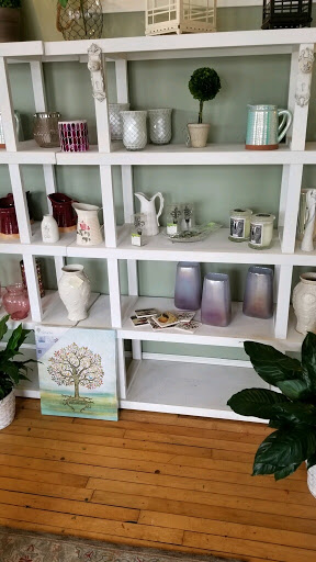 Florist «Agnew Florist-Watertown», reviews and photos, 587 Main St, Watertown, CT 06795, USA