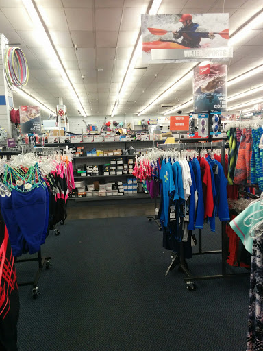 Sporting Goods Store «Big 5 Sporting Goods - Sunnyvale», reviews and photos, 721 Sunnyvale Saratoga Rd, Sunnyvale, CA 94087, USA