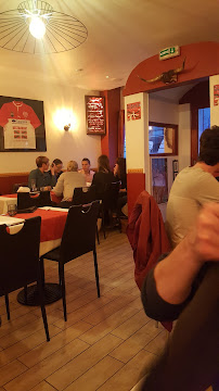 Atmosphère du Restaurant Le petit basque à Reims - n°10