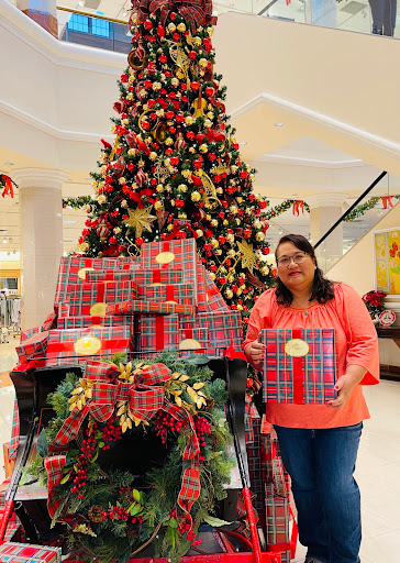 Department Store «Von Maur», reviews and photos, 7700 E Kellogg Dr N, Wichita, KS 67207, USA