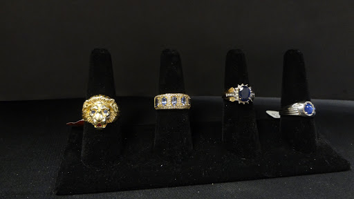 Pawn Shop «Mad Dog Pawn», reviews and photos, 3324 Manatee Ave W, Bradenton, FL 34205, USA