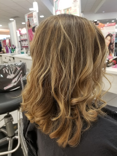 Hair Salon «Ulta Beauty», reviews and photos, 1600 A Lake Woodlands Dr, The Woodlands, TX 77380, USA