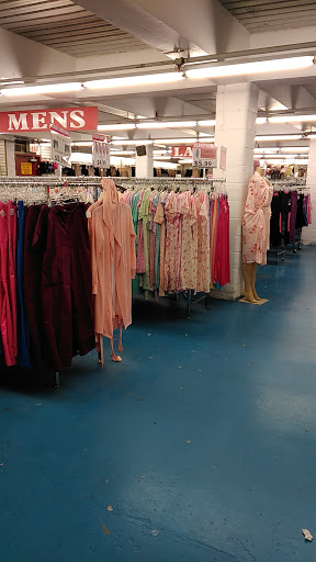 Discount Store «National Wholesale Liquidators», reviews and photos, 7101 Kissena Blvd, Flushing, NY 11367, USA