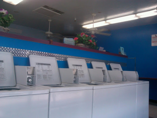 Laundromat «Soapy Sudz Laundry», reviews and photos, 3620 E Thomas Rd, Phoenix, AZ 85018, USA