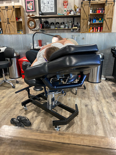 Tattoo Shop «Unify Tattoo Co», reviews and photos, 3501 N Ponce De Leon Blvd, St Augustine, FL 32084, USA