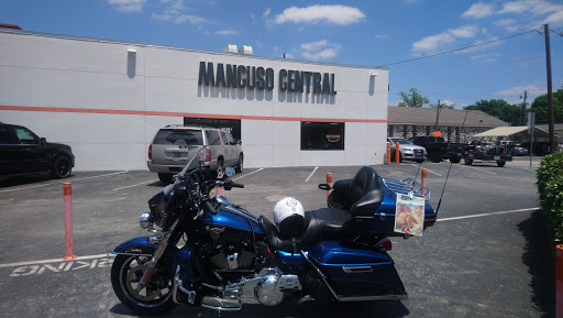 Harley-Davidson Dealer «Mancuso Harley-Davidson Central», reviews and photos, 535 N Loop W Fwy, Houston, TX 77018, USA