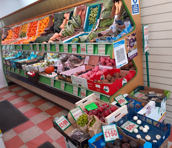 Love's Greengrocers - Supermarket