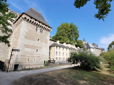 Ascenseur de la Tour de la Monnaie à Pau