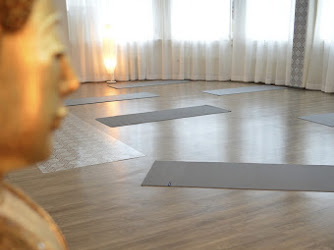 De YogaSchool Poortugaal is verhuisd naar Hoogvliet