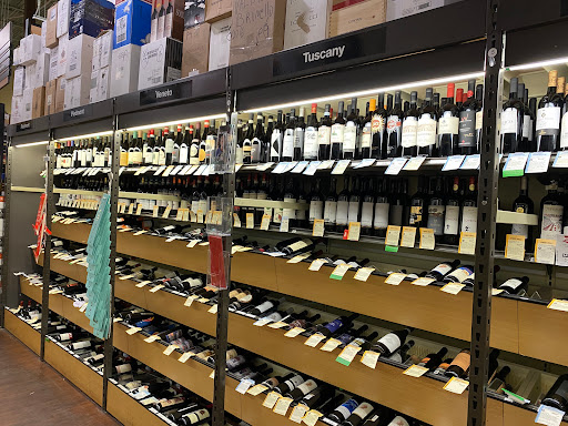 Wine Store «Total Wine & More», reviews and photos, 5048 Airport Pulling Rd S, Naples, FL 34105, USA