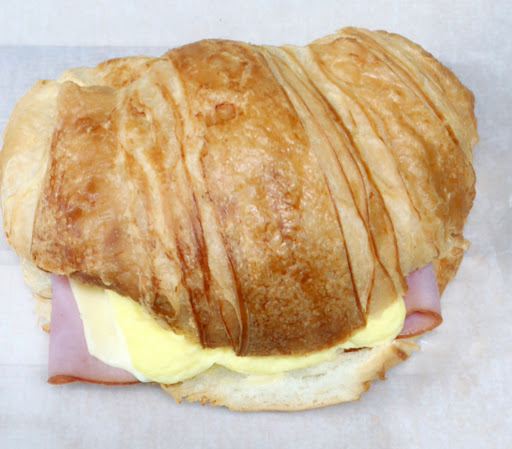 Donut Shop «Ala Mode Donut Shop», reviews and photos, 2801 Pinole Valley Rd # A, Pinole, CA 94564, USA