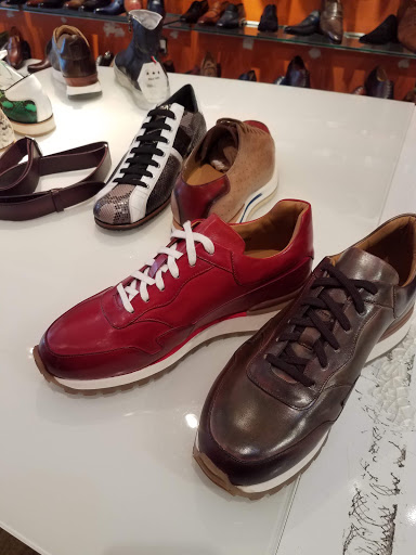 Shoe Store «Blue Sole Shoes», reviews and photos, 1805 Chestnut St # 1, Philadelphia, PA 19103, USA