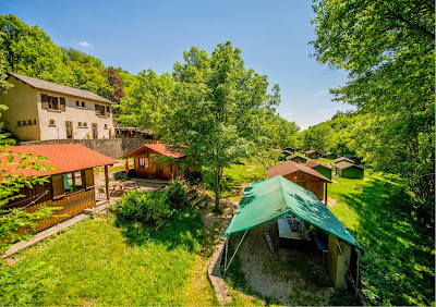 Grandeur Nature Centre de vacances et hébergement groupes à Pourcharesses