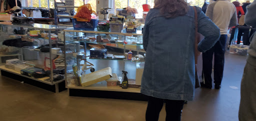 Thrift Store «Goodwill Industries Store & Donation Center», reviews and photos, 561 NJ-23, Pompton Plains, NJ 07444, USA