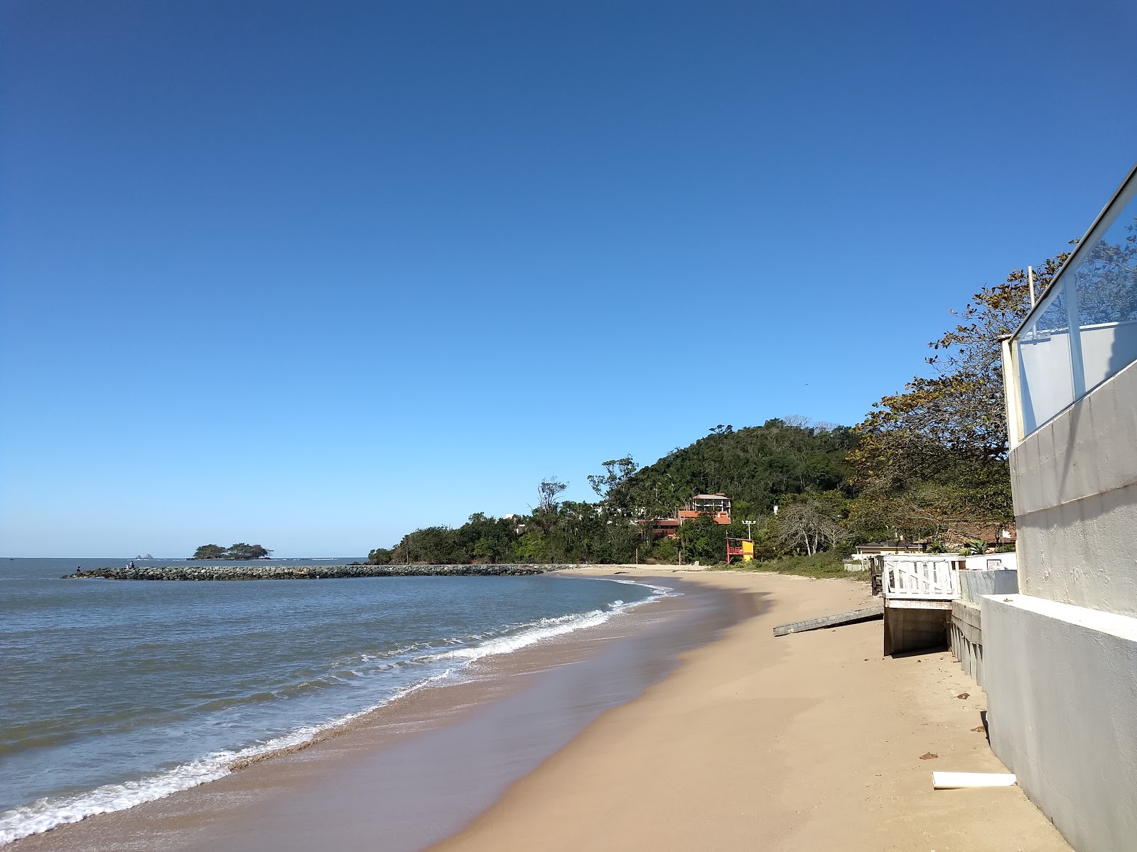 Foto de Praia de Itajuba - lugar popular entre os apreciadores de relaxamento