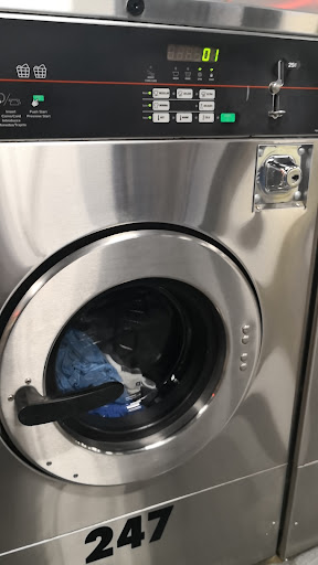 Laundromat «Laundry Kingdom Of Shirley», reviews and photos, 579 Montauk Hwy, Shirley, NY 11967, USA