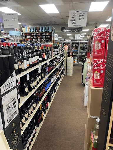 Wine Store «Port To Port Wines & Spirits», reviews and photos, 395 Fort Salonga Rd, Northport, NY 11768, USA