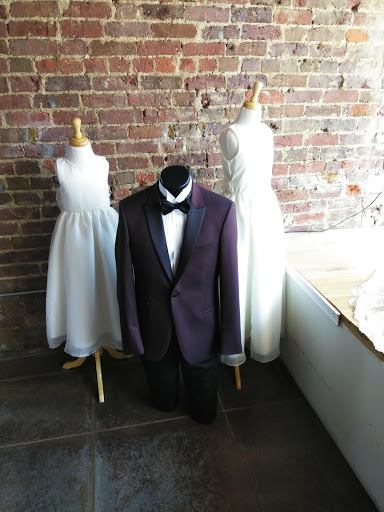 Bridal Shop «Cherry Tree Lane Bridal and Formal», reviews and photos, 305 N Court St, Florence, AL 35630, USA