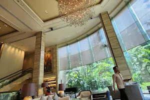 Lobby Lounge at Edsa Shangri-La, Manila image