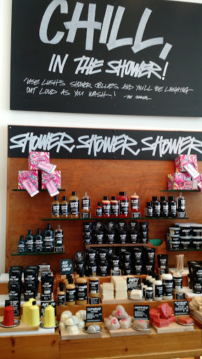 Cosmetics Store «LUSH Fresh Handmade Cosmetics», reviews and photos, 321 W Katella Ave, Anaheim, CA 92802, USA