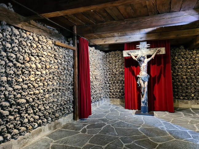 Beinhaus / Ossuary Leuk