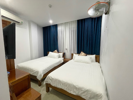 Mặt Trời Tím Hotel & Spa - Khách sạn gần Biển Đà Nẵng