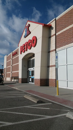 Pet Supply Store «Petco Animal Supplies», reviews and photos, 35860 Chester Rd, Avon, OH 44011, USA